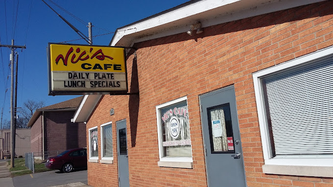 Vic's Cafe